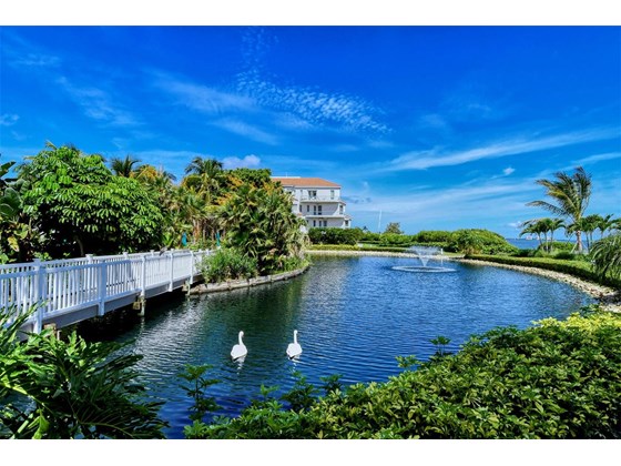 Lagoon - Condo for sale at 370 A Gulf Of Mexico Dr #421, Longboat Key, FL 34228 - MLS Number is A4513966