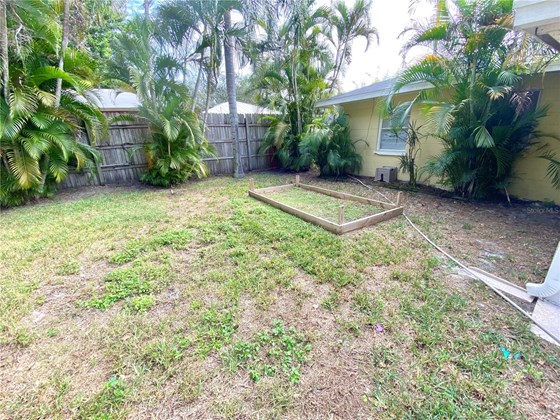 Single Family Home for sale at 3216 36th Ave W, Bradenton, FL 34205 - MLS Number is A4518872