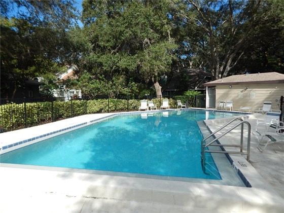 Community Pool - Single Family Home for sale at 6924 Arbor Oaks Cir, Bradenton, FL 34209 - MLS Number is A4521337